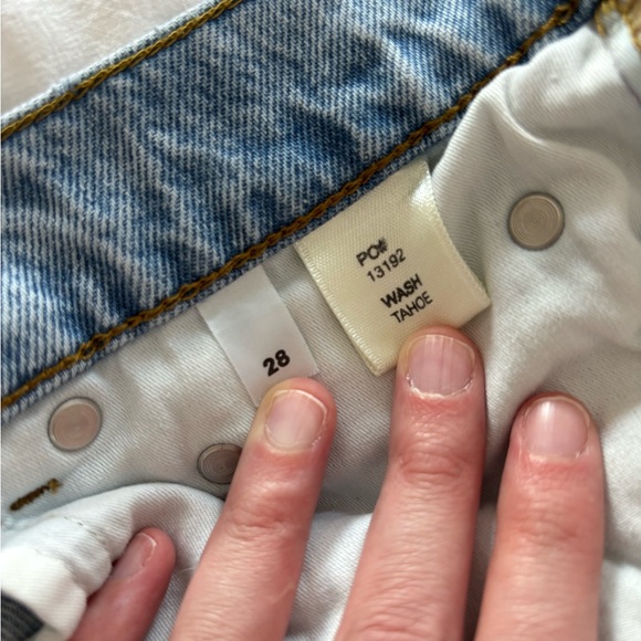 Reformation Cynthia straight leg light wash jeans, 28 Tahoe wash - Picture 6 of 14